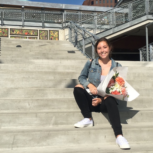 **Meet the Posher** - Picture 1 of 1